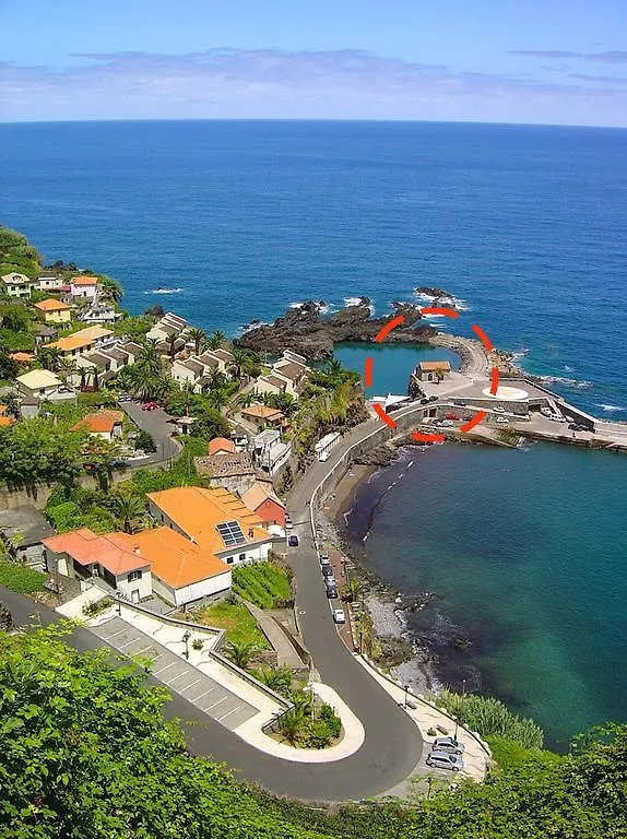 The Dock House Hotell Seixal  0*, Seixal (Madeira)